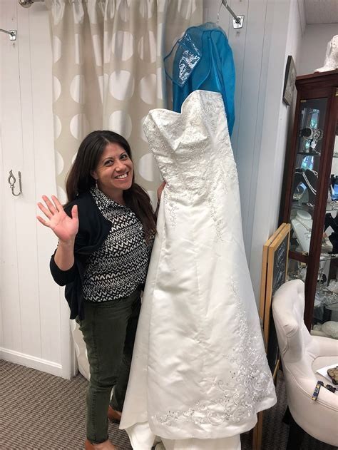 Where to donate old wedding dress near me
