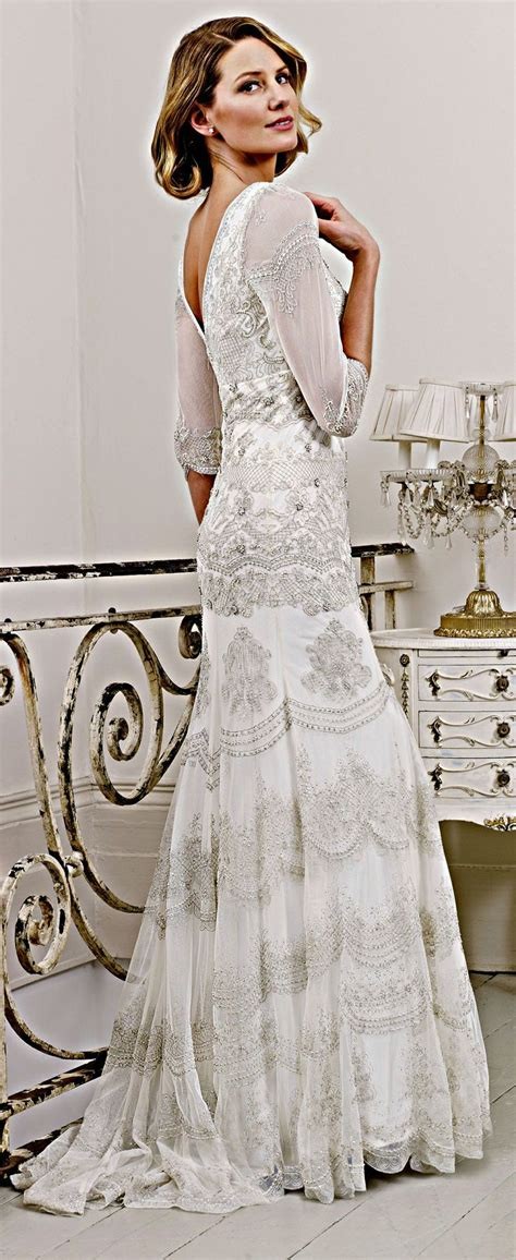 What can I do with a 40-year-old wedding dress? .