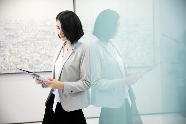 汉臣HR609：一款全面且实用的员工健康监测设备 图2