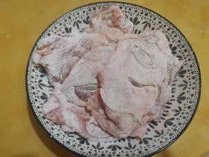 有着炸鸡口感的照烧鸡!脆皮照烧鸡腿排 / Cripsy Chicken Thigh with Teriyaki Sauce (内含自制照烧酱配方和鸡肉去腥小窍门)的做法 步骤6