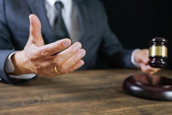 幸福婚姻家庭的秘密：探索有效的经营策略图1