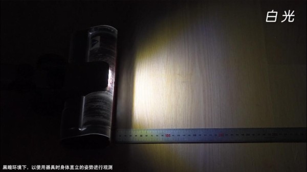 绿光显尘+185AW大吸力,追觅吸尘器解决“过敏原微尘”清洁难题