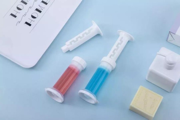 自清洁材料，告别传统清洁，享受智能生活