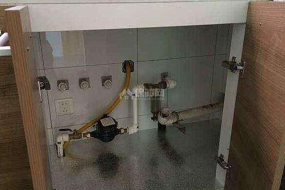 厨房打柜子要不要背板 内行师傅告诉你真相!