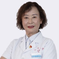 李少英