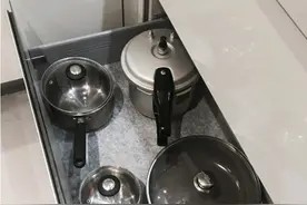 抽屉这样用,定制橱柜翻倍收纳图片