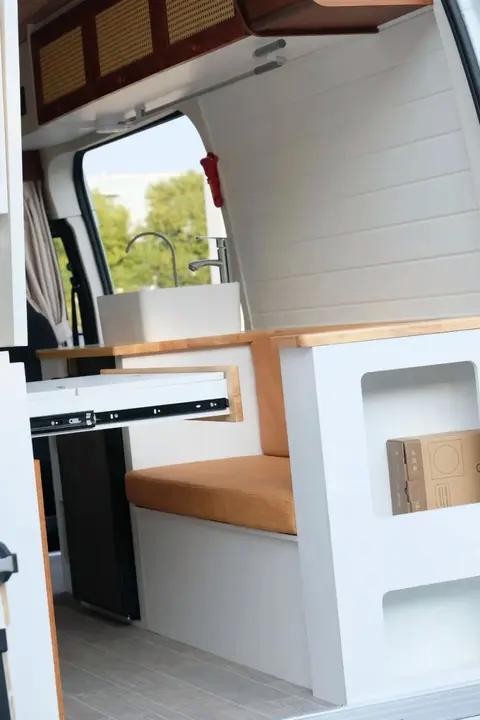 德兴Vanlife乐天派新版本：福顺中轴高顶底盘 布局优化-有驾