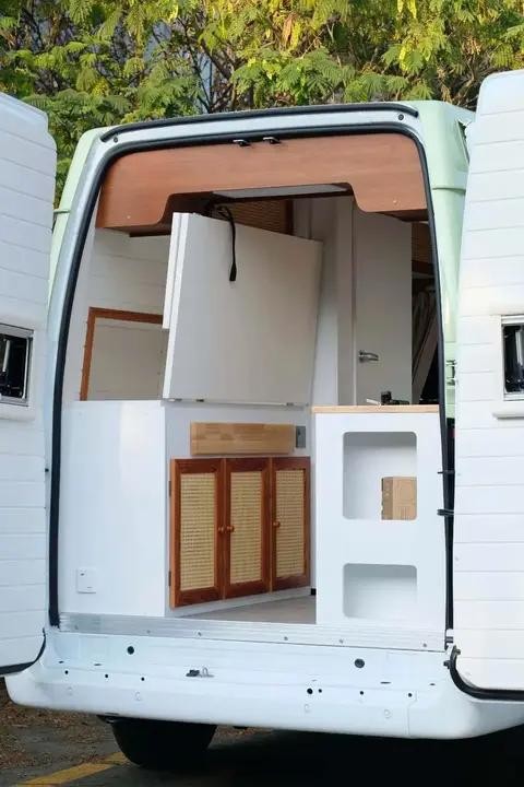 德兴Vanlife乐天派新版本：福顺中轴高顶底盘 布局优化-有驾