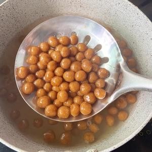新手都不会翻车的 超简单自制焦糖珍珠奶茶「不比店里差哦」含一次就成功的珍珠做法的做法 步骤6