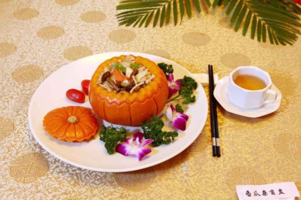 低脂高蛋白素食，健康美味。推荐调料：橄榄油、柠檬汁、香草、黑胡椒，增香提味，营养均衡。