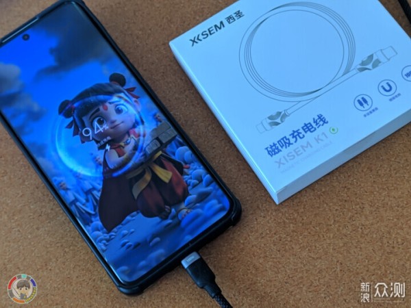 Ta，磁吸自收纳告别凌乱，好看好用也更安全！_新浪众测