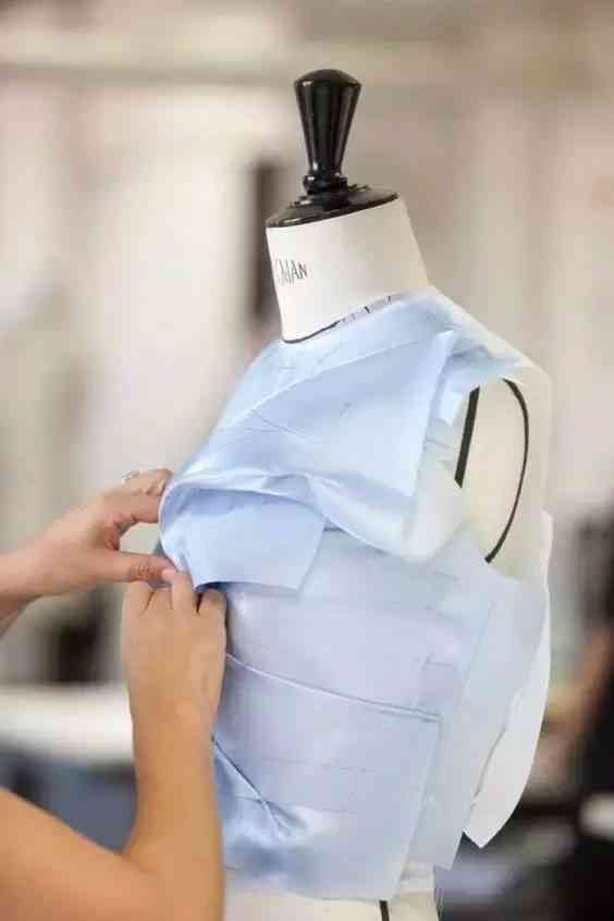 手作时传承：手工制作衣物教程与灵感集锦