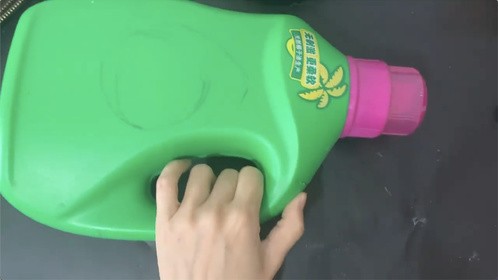 家中有洗衣液桶的有福了，这个妙用实在厉害，看到的都说好，学学