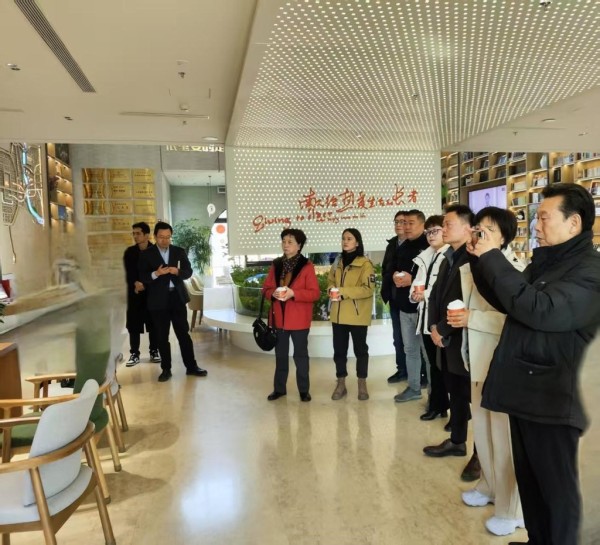 献给热爱生活的长者：适老化智能化养老园区温暖实践