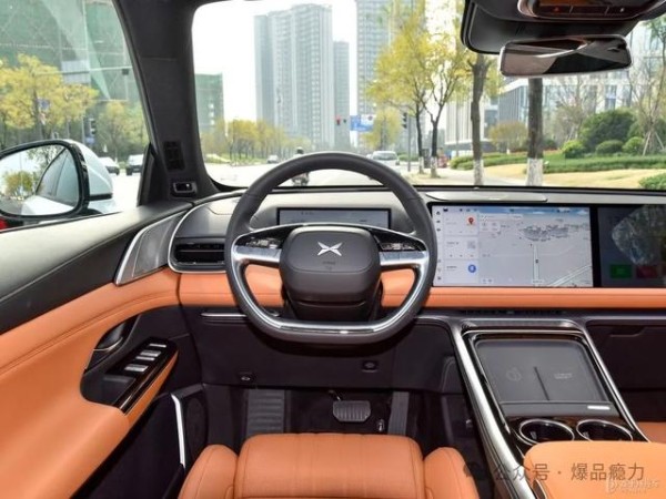 电燃时代的狂飙与暗礁小鹏汽车“堆料式”创新是技术颠覆？-有驾