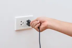 温馨提醒,家中4件电器用完最好拔掉插头,否则每月电费翻倍图片