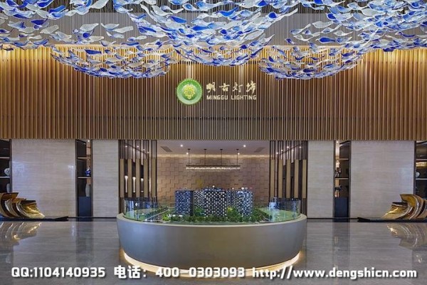 艺术玻璃装饰吊灯 手工工艺玻璃吊灯 彩色玻璃艺术吊灯