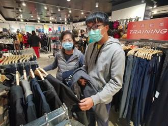 台南家扶兒獲服飾公司贈80萬提貨券 開心買新衣