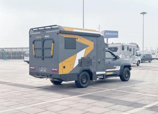 霞客乐大道机甲牛房车：独特设计与强劲性能详解-有驾