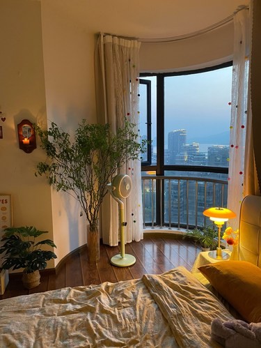 因为一扇窗，买了一套房