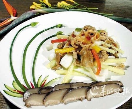 姜葱炒太子蚌蚌胆