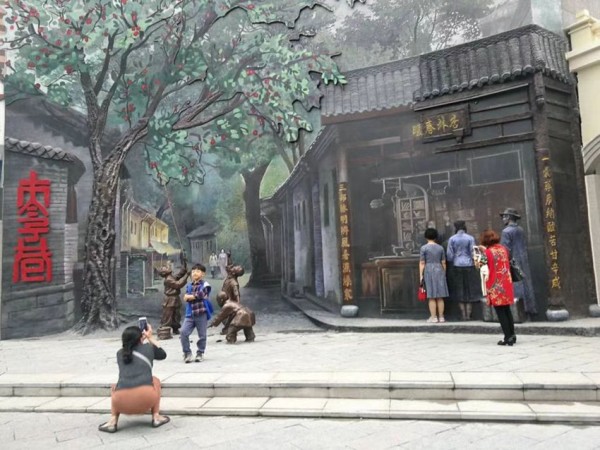 枣子巷已经成为市民游客热衷的网红打卡地。文明成都供图