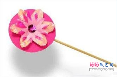 用废弃硬纸板制作好玩3D花园纸板玩具的方法