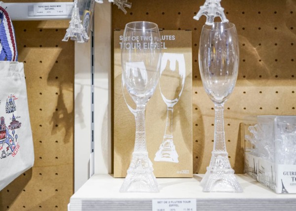 巴黎精品店: LA CHAISE LONGUE