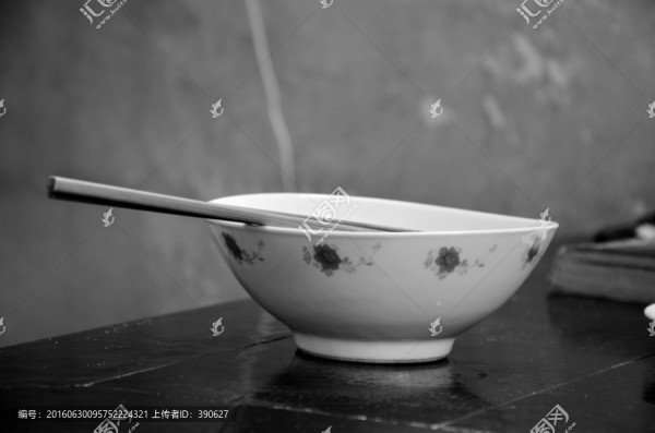 老式生活场景,碗筷