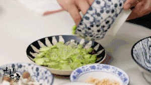 【冬去春来饭】这种饭要多吃！荤素搭配一锅出，错过等一年！的做法 步骤2