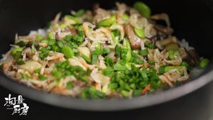 【冬去春来饭】这种饭要多吃！荤素搭配一锅出，错过等一年！的做法 步骤14