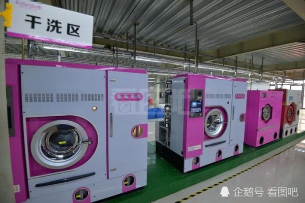穿了一冬天的棉衣该干洗收起来了，11张图告诉您衣服的干洗流程
