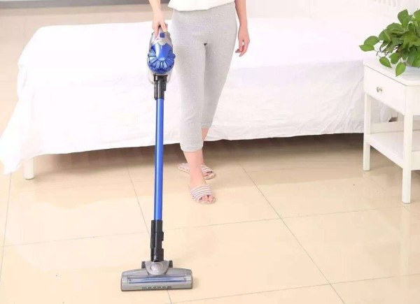 家用吸尘器