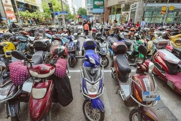 电动车，夏天和冬天充电方式完全不同，千万不要搞错-有驾