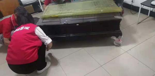 茶几擦拭