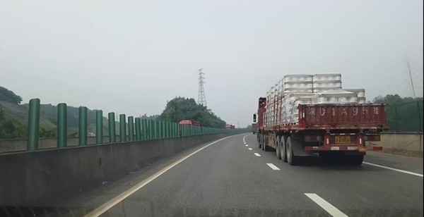 省油秘籍大公开！学会这8个驾驶习惯，每月轻松省下300元油费-有驾