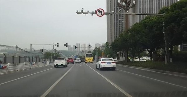 省油秘籍大公开！学会这8个驾驶习惯，每月轻松省下300元油费-有驾