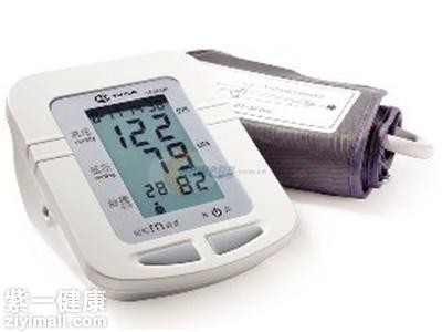 鱼跃电子血压计 如何正确使用