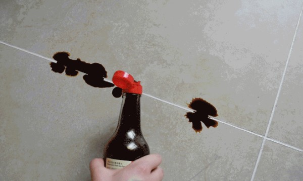 家里瓷砖缝隙很脏？巧用这些瓷砖清洁工具，分分钟还你干净瓷砖