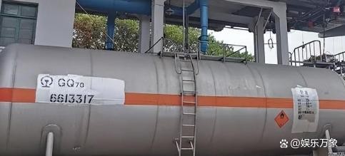 油罐车内部结构长这样，“清洗干净”那不是鬼话吗？-有驾