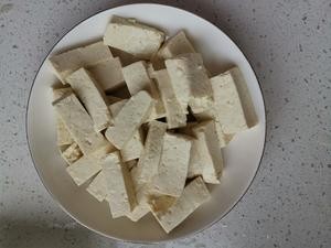 东北名菜—白菜炖豆腐(简易版)的做法 步骤2