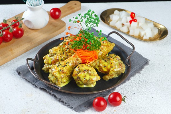 凤凰炸鸡教学培训，烹饪美味炸鸡的秘诀与技巧