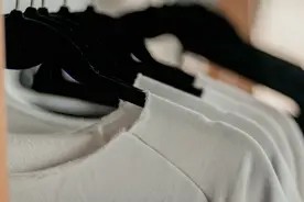 浸泡10分钟=手搓上千次?油渍、血渍、陈年老渍一泡就干净!图片
