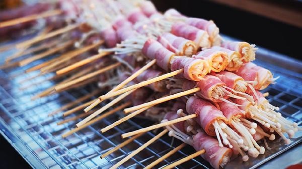 猪肉用冷水洗还是热水洗