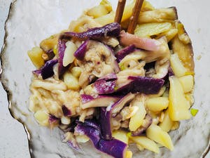 蒸茄子土豆——简单易做的减脂餐,新手也零失败的做法 步骤8