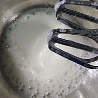 家庭版生日蛋糕，零失败戚风蛋糕胚的做法图解1