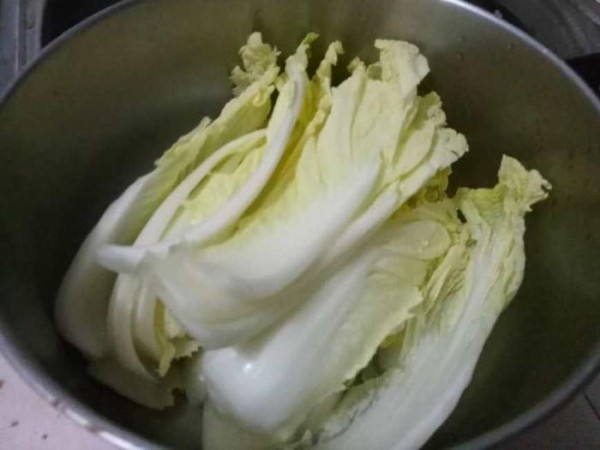 还在为剩菜发愁，看看我是怎么做的，立马变新宠，上桌就疯抢