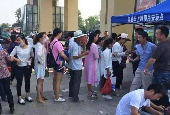 电动车新规出台，新增驾照F，4月15号实施，有人欢喜有人忧！-有驾