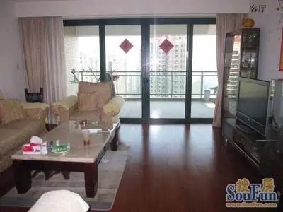 仁恒河滨花园