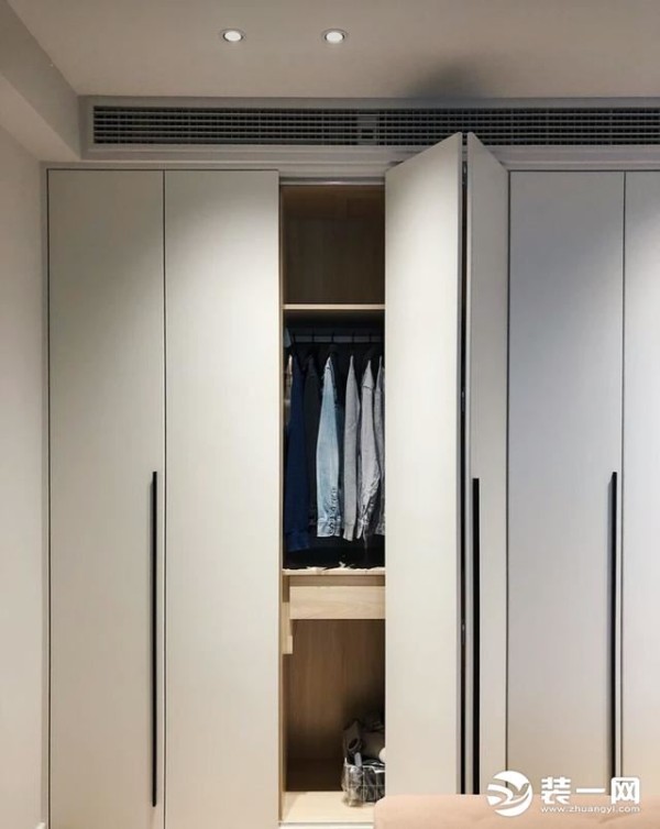 卧室收纳效果图
